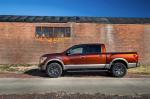 Nissan Titan Platinum Reserve Crew Cab 2016 года